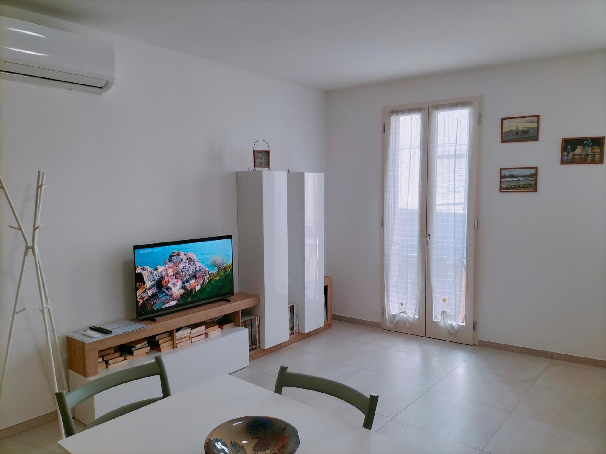 Facentro - Free Wifi & Air Conditioning فينْتْسا المظهر الخارجي الصورة
